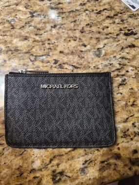 MICHAEL KORS Black Leather Zip Card Pouch